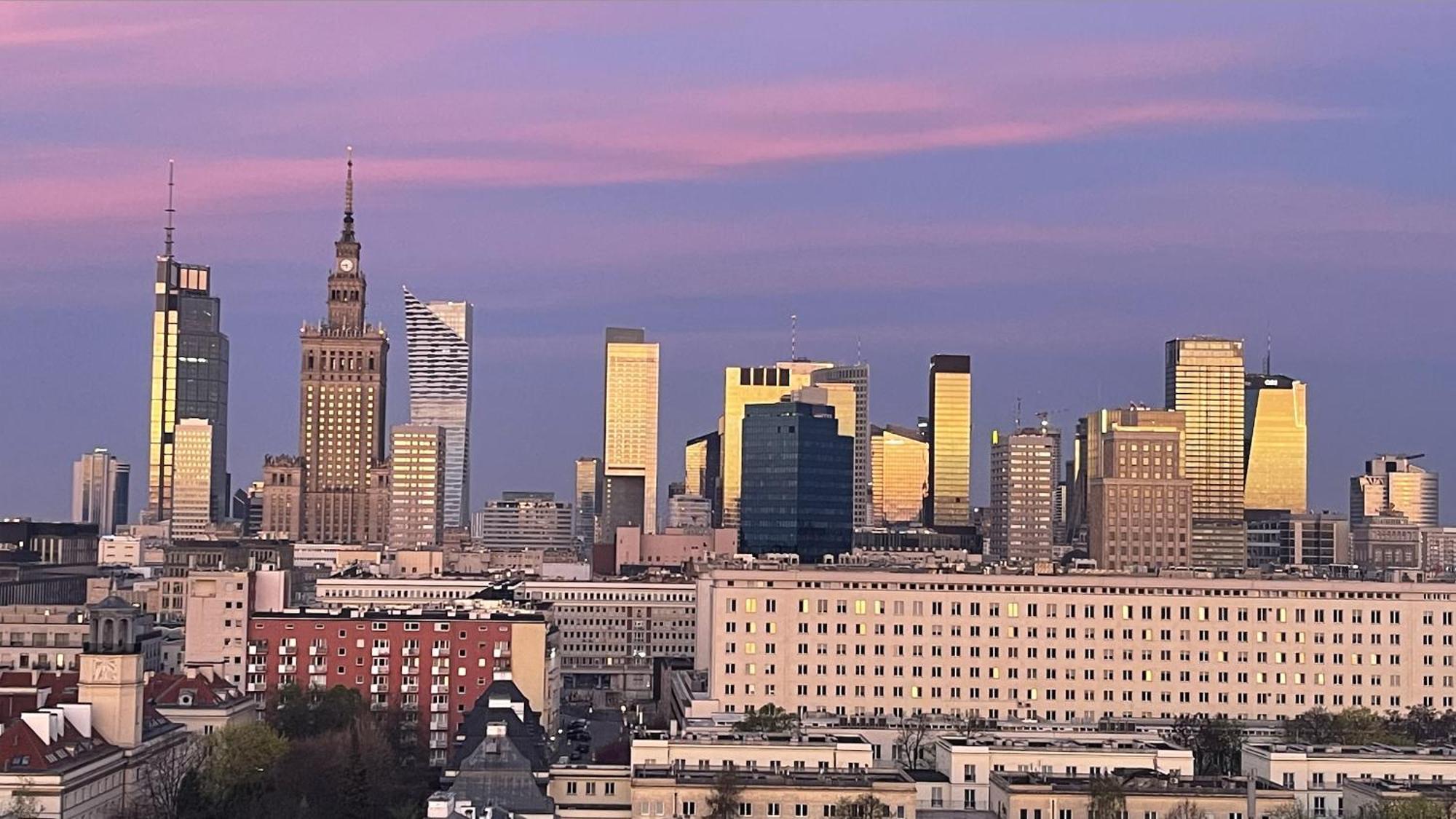 Atelier W Sercu Warszawy Z Panoramicznym Widokiem Apartamento Varsóvia Exterior foto